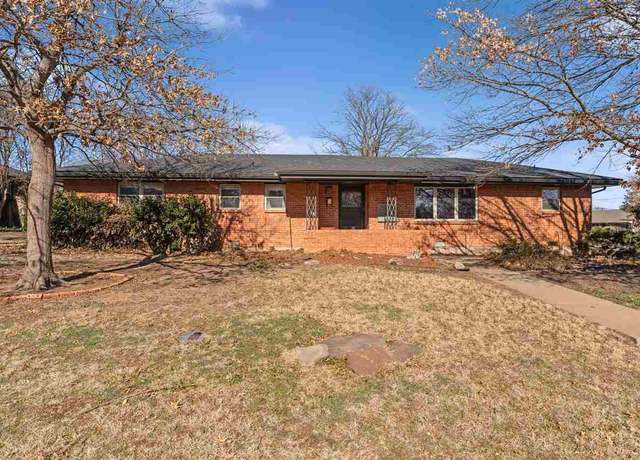Property at 3301 NW Baltimore, Lawton, OK 73505, 3 beds, 2 baths