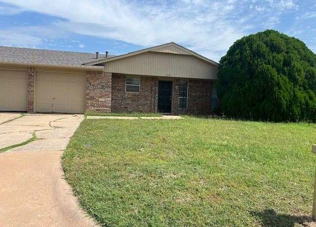Property at 6115 SW Park, Lawton, OK 73505, 3 beds, 2 baths