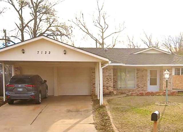 Property at 7122 NW Woodland Pl, Lawton, OK 73505, 3 beds, 2 baths