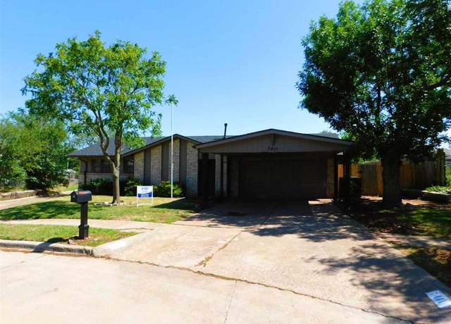 Property at 7411 SW 74th Pl, Lawton, OK 73505, 3 beds, 2 baths