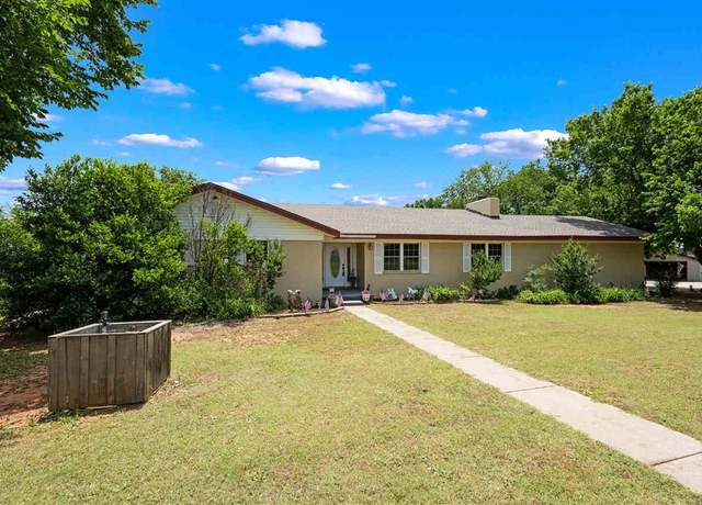 Property at 14805 SE Woodlawn Rd, Lawton, OK 73501, 3 beds, 2 baths