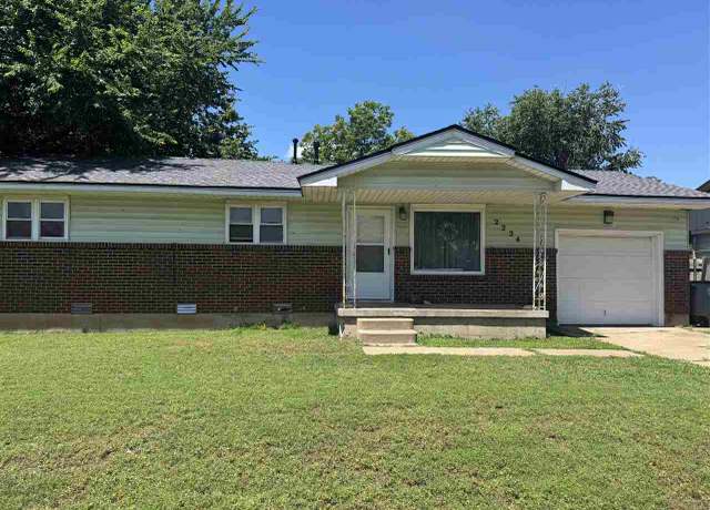 Property at 2224 NW 45th St, Lawton, OK 73505, 3 beds, 1 bath