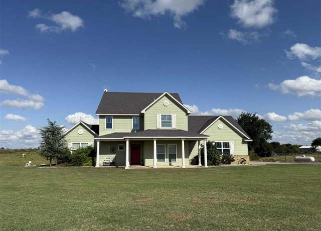 Property at 2380 NE 135th St, Lawton, OK 73507, 4 beds, 3 baths