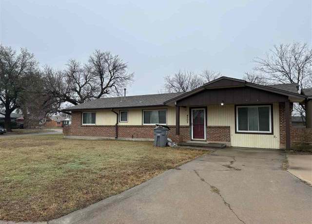 Property at 4502 NW Floyd Ave, Lawton, OK 73505, 3 beds, 2 baths