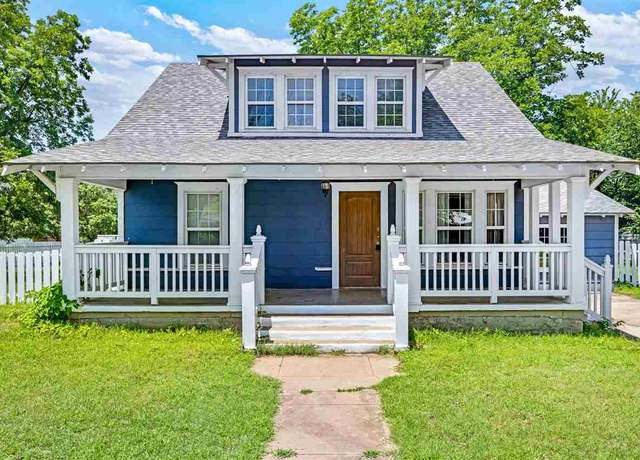 Property at 211 S 7th St, Marlow, OK 73055, 3 beds, 2 baths