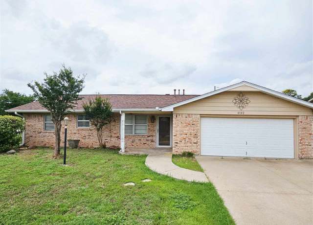 Property at 4802 NW Smith Ave, Lawton, OK 73505, 2 beds, 2 baths