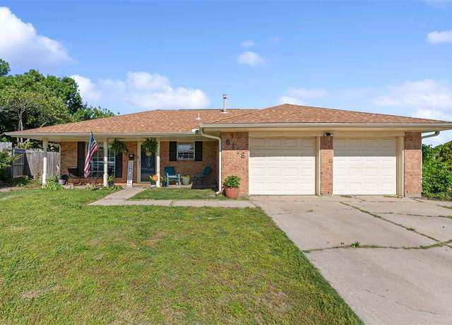 Property at 6118 NW Cheyenne Ave, Lawton, OK, 3 beds, 2 baths
