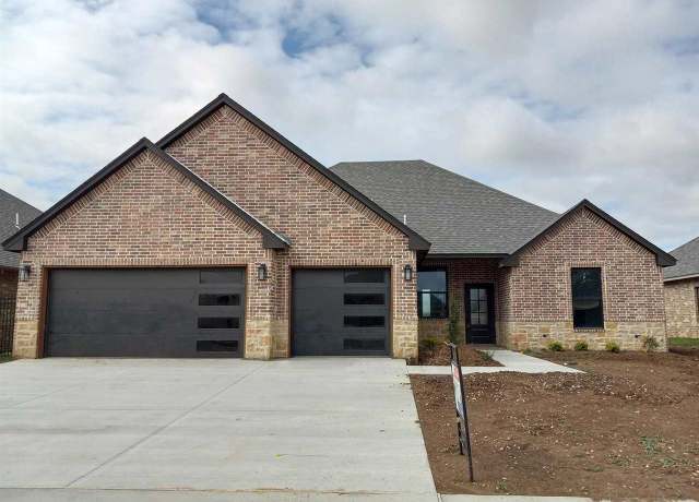 Property at 3914 NE Shenandoah, Lawton, OK 73507, 4 beds, 2.5 baths