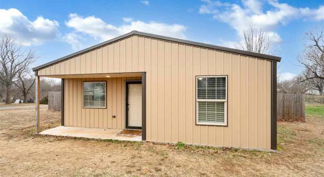 Photo of 3 E Park St, Sterling, OK 73567