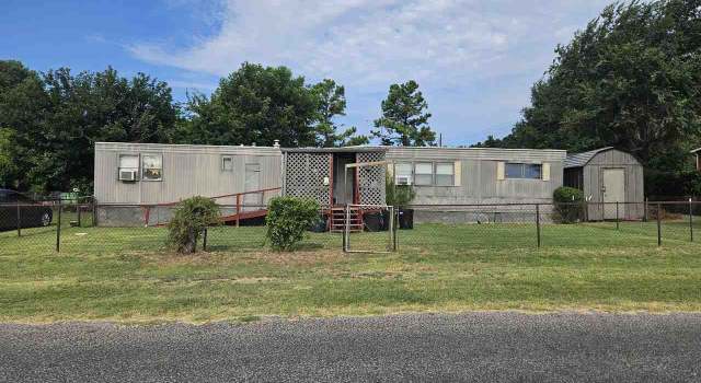 Photo of 67 Ash Ave, Elgin, OK 73538