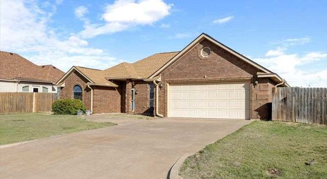 Photo of 428 SE Lancelot Ln, Lawton, OK 73501
