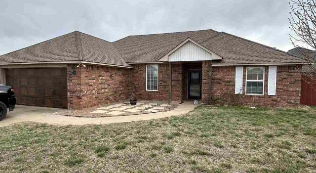 Photo of 201 Meadowlark Ln, Geronimo, OK 73543