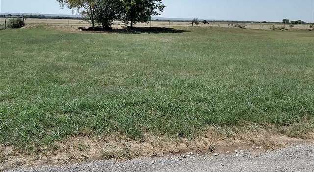 Photo of 302 Lakeview Ave, Apache, OK 73006