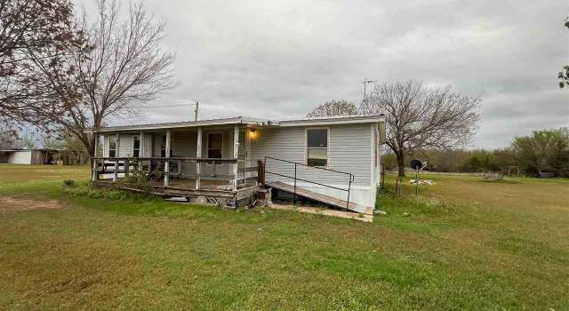 Photo of 484 NW Post Oak Rd, Indiahoma, OK 73552