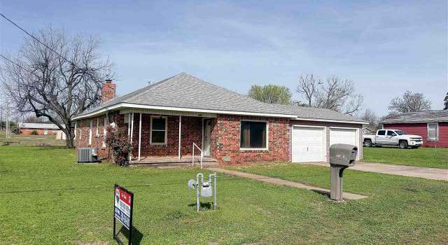Photo of 421 S 3rd, Cyril, OK 73029