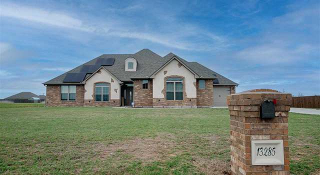 Photo of 13285 NE Clearwater Cir, Elgin, OK 73538