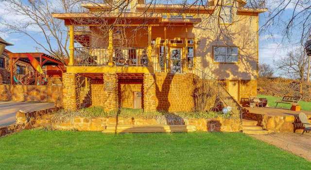 Photo of 115 E Lake Dr, Medicine Park, OK 73557