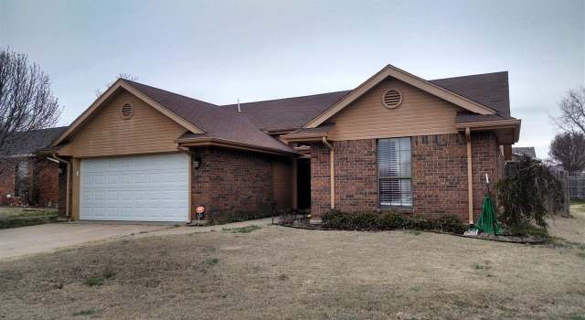 Photo of 123 SE Churchill Way, Lawton, OK 73501