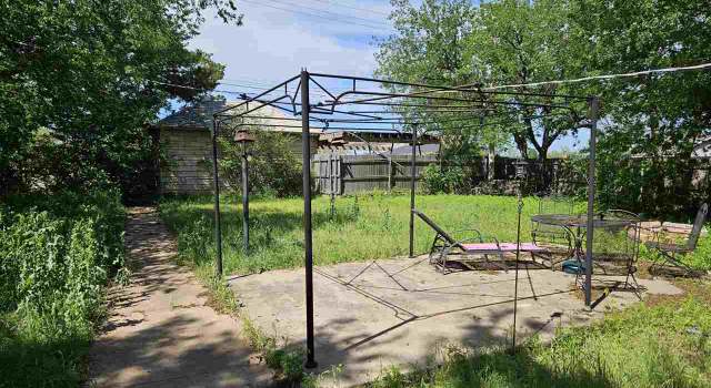 Photo of 1601 SW A Ave, Lawton, OK 73501