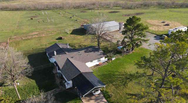Photo of 198430 Old Burk Rd, Devol, OK