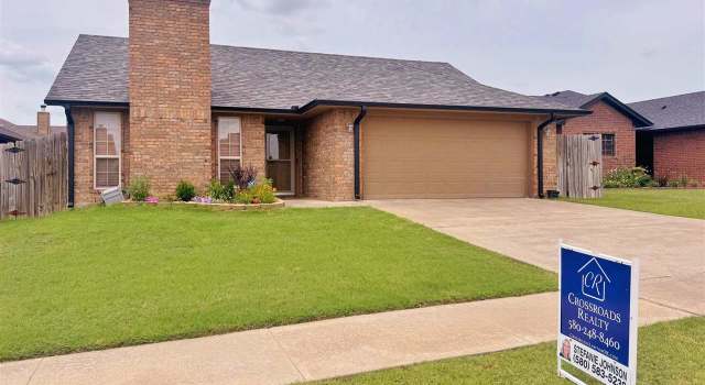 Photo of 4405 SW Hickory Ln, Lawton, OK 73505