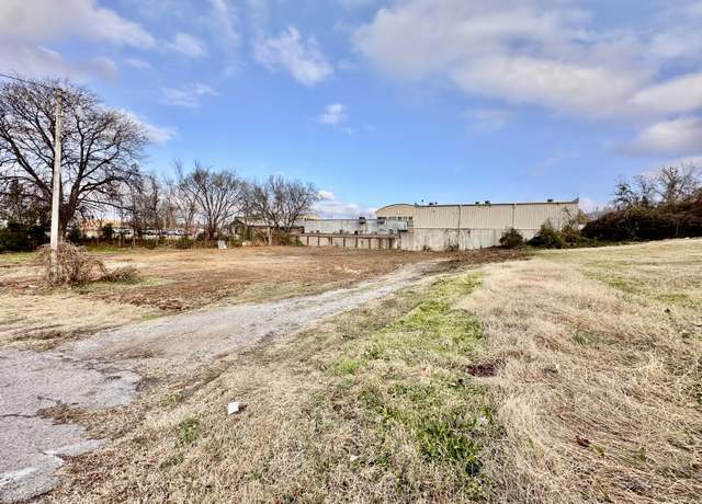 Property at 1423 Bates St St, Batesville, AR 72501