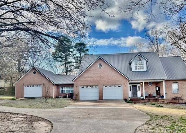 Property at 43 Shoemaker Cir, Batesville, AR 72501, 3 beds, 2.5 baths