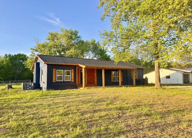 Property at 59 Magnolia St, Southside, AR 72501, 3 beds, 2 baths