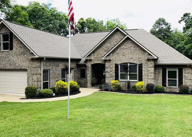 Property at 2925 Shade Tree Dr, Batesville, AR 72501, 3 beds, 2.5 baths
