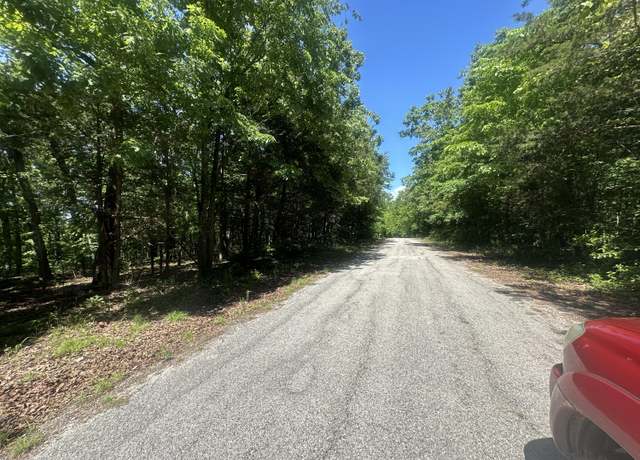 Property at 1405 Riverview Dr, Horseshoe Bend, AR 72512