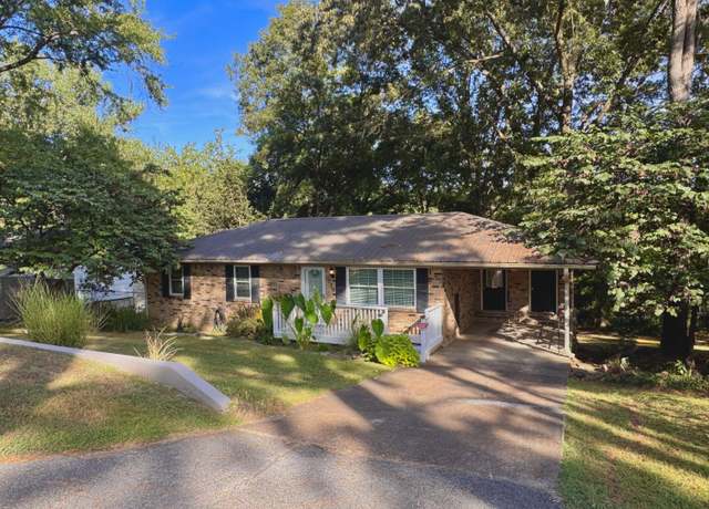 Property at 210 Kenneth St, Batesville, AR 72501, 3 beds, 1 bath