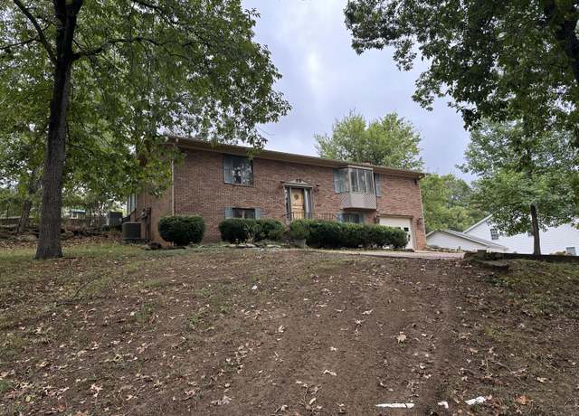Property at 2125 Duffer Ln, Batesville, AR 72501, 5 beds, 3 baths