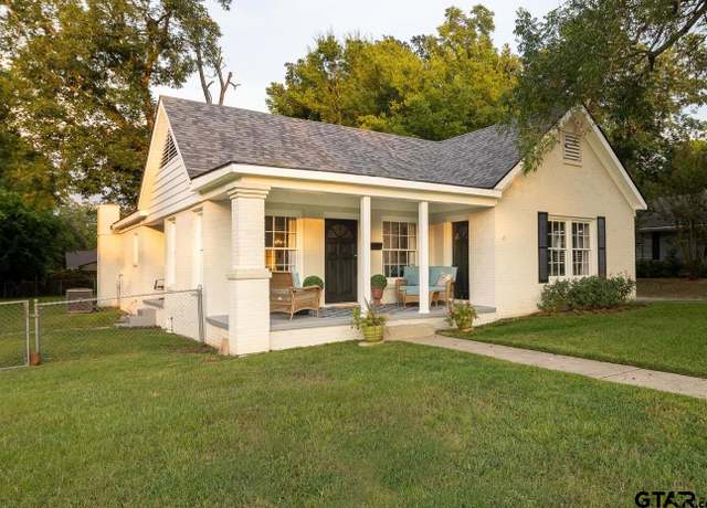 Property at 1908 Jarrell Ave, Tyler, TX 75701, 3 beds, 2.5 baths