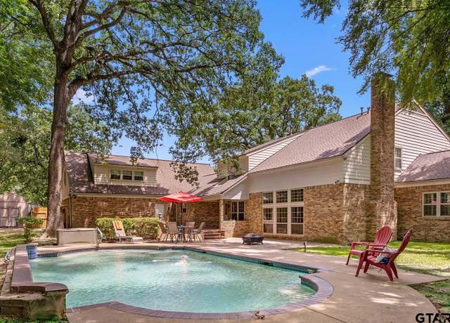 Property at 414 Cambridge Rd, Tyler, TX 75703, 4 beds, 3.5 baths