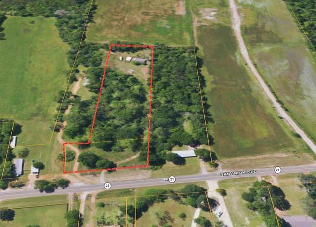 Property at 1118 E San Antonio St, Alto, TX 75925
