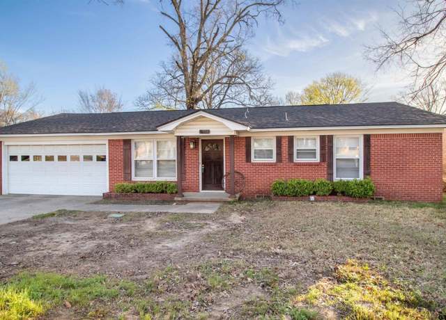 Property at 2616 Old Omen Rd, Tyler, TX 75701, 3 beds, 1.5 baths