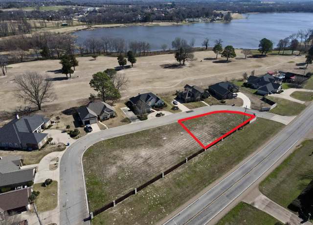 Property at 103 Links Dr, Mt Pleasant, TX 75455