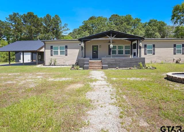 Property at 104 Barto St, Arp, TX 75750, 4 beds, 3 baths