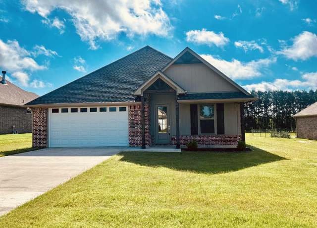 Property at 15033 High Country Acres Ln, Tyler, TX 75706, 3 beds, 2 baths