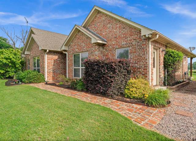 Property at 15561 Fm 2015, Tyler, TX 75706, 3 beds, 2 baths