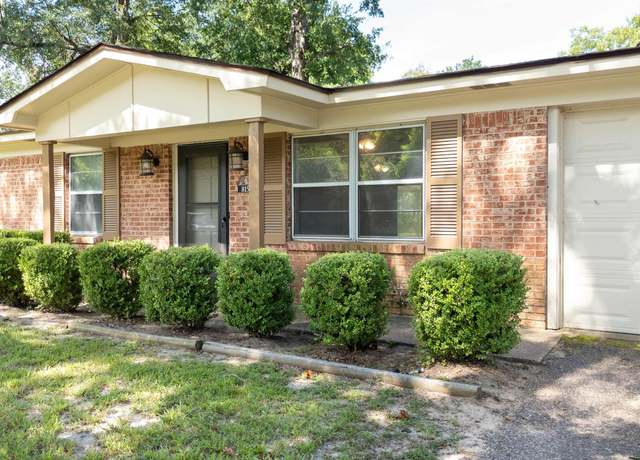 Property at 8159 Tina Dr, Tyler, TX 75703, 3 beds, 1.5 baths
