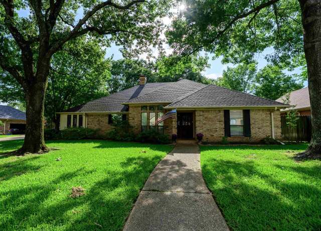 Property at 3805 Allendale Dr, Tyler, TX 75701, 4 beds, 3 baths