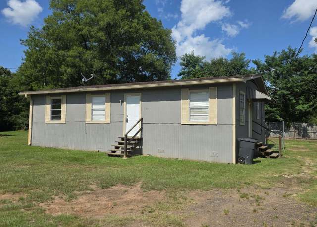 Property at 123 Whatley Ave, Pittsburg, TX 75686, 3 beds, 2 baths