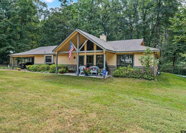 Property at 231 Winding Trl, Holly Lake Ranch, TX 75765, 3 beds, 2 baths