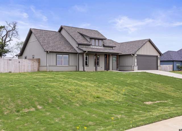 Property at 16219 Tulare, Lindale, TX 75771, 4 beds, 2 baths
