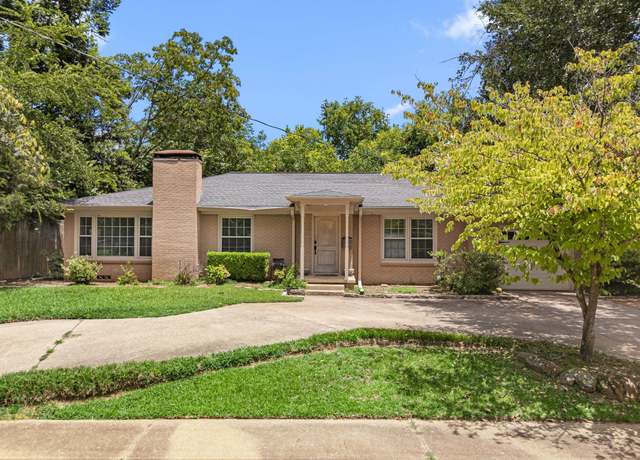 Property at 2026 S Wall Ave, Tyler, TX 75701, 3 beds, 2 baths