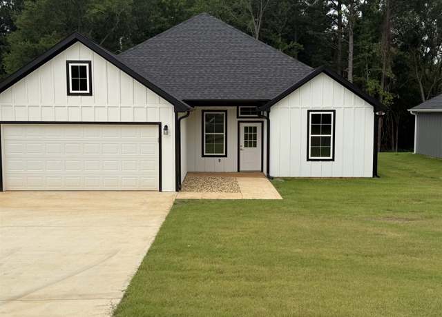 Property at 369 Cr 4215, Jacksonville, TX 75766, 3 beds, 2 baths