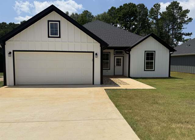 Property at 369 Cr 4215, Jacksonville, TX 75766, 3 beds, 2 baths