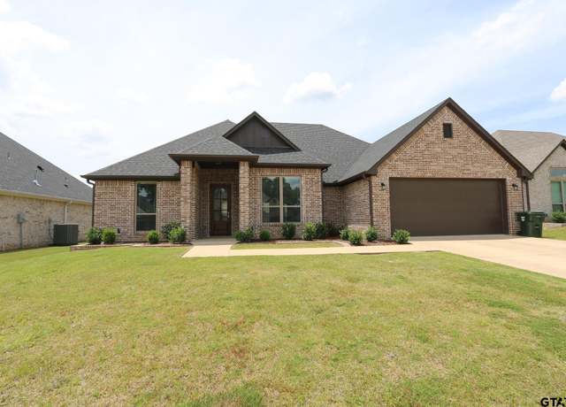 Property at 11747 Jayden Ln, Tyler, TX 75703, 3 beds, 2 baths