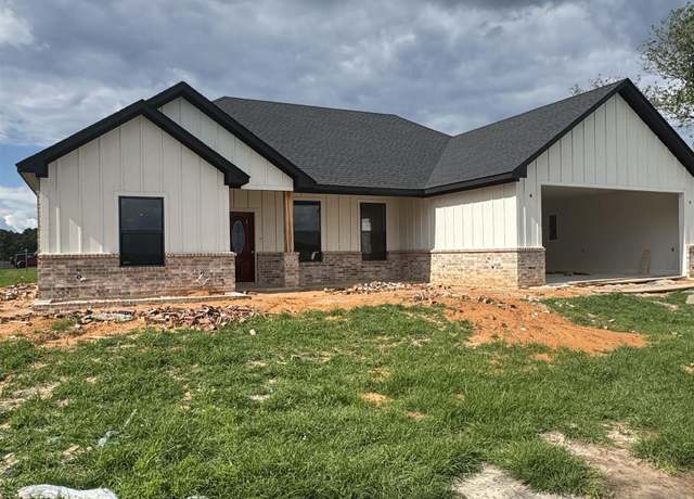 Property at 10467 County Road 3116, Winona, TX 75792, 3 beds, 2 baths